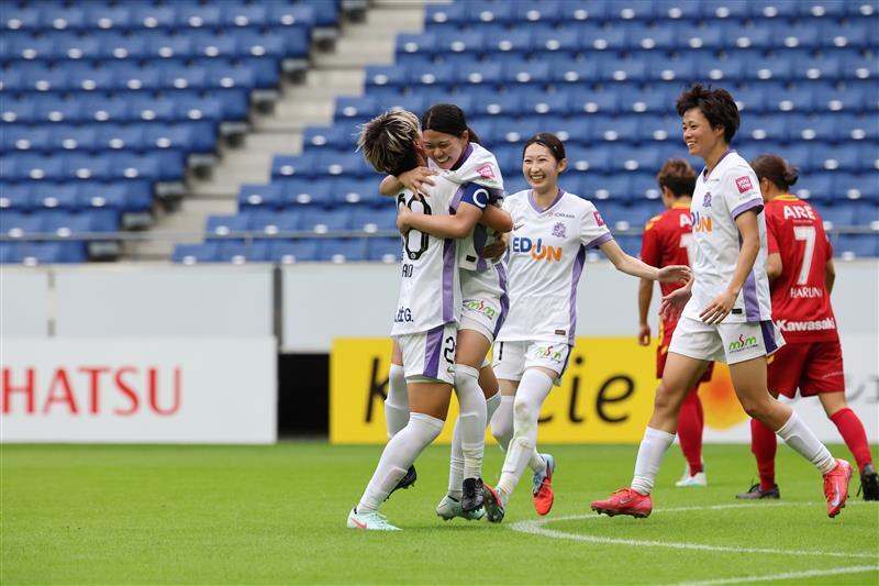 グループA第1節　INAC神戸レオネッサ vs. サンフレッチェ広島レジーナ