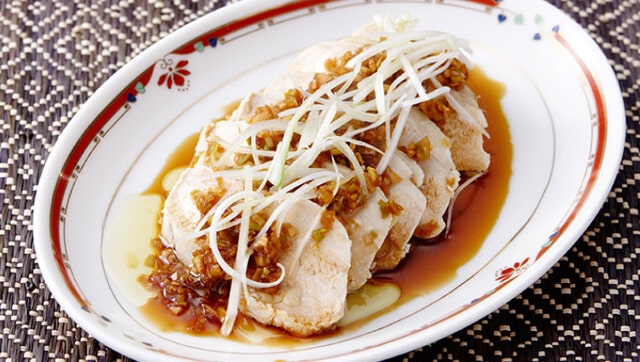 くしゃみ、鼻水、鼻づまりにお困りの方のためのおすすめのメニュー。主食・主菜・副菜・スープをセットでご紹介する「医食同源薬膳レシピ」