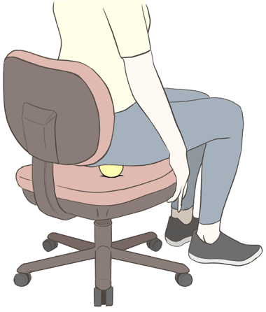 テニスボールに座るだけマッサージ  やり方【イラスト】