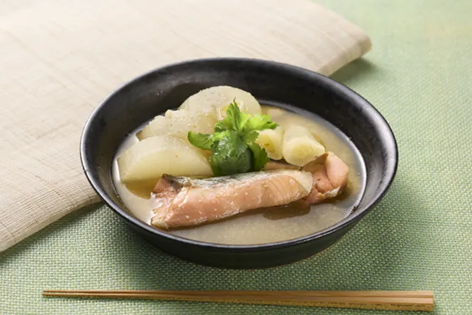 鮭と大根の酒かす煮