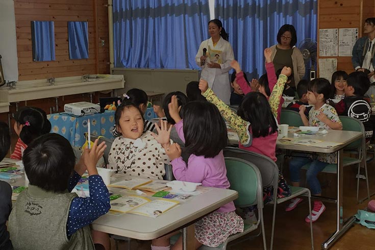 コンテンツタイトル背景