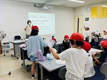 近隣小学生の工場見学受入れ②